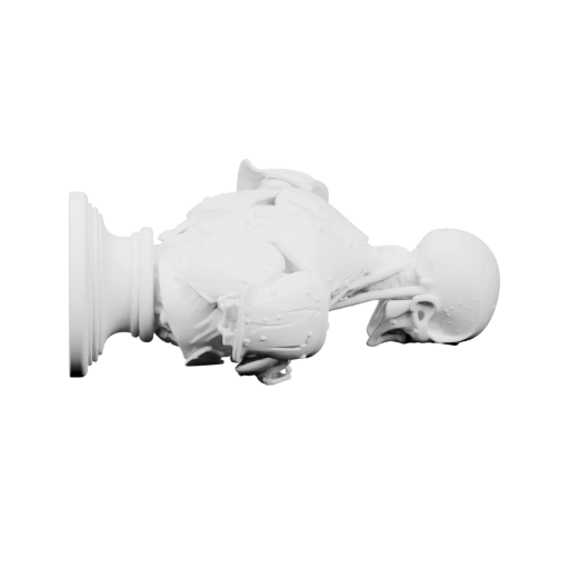 Астронавт в космическом скафандре