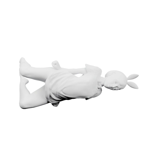 Лежит на стене с поднятыми ногами