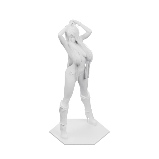 Девочка с косами стоит на подставке