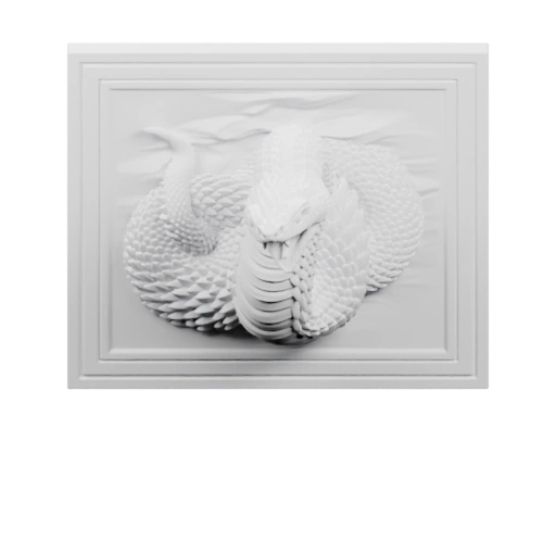 Змея в позе атаки