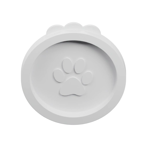 Круглый значок с рельефной лапкой