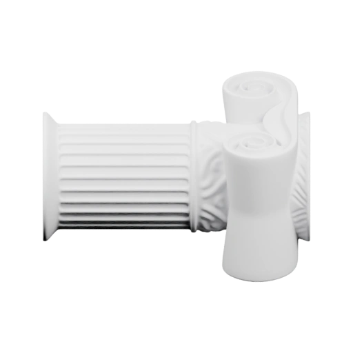 Колонна с рельефными линиями