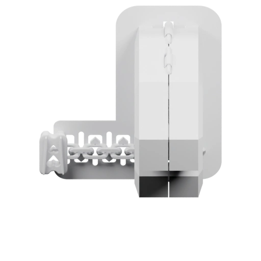 Дверь с ручкой и замком