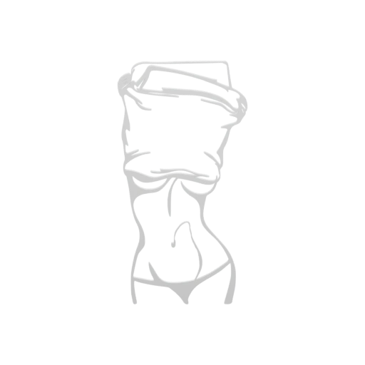 Стеклянный куб с внутренними узорами