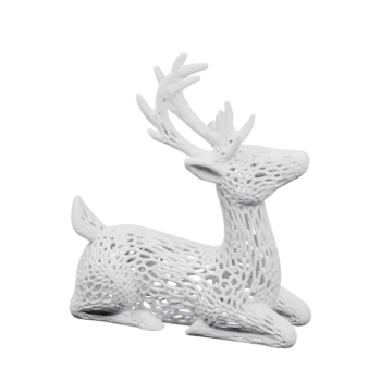 Декоративный олень в лежащей позе