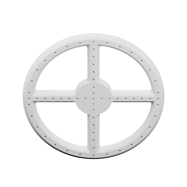 Круглое с четырьмя спицами и центральным отверстием