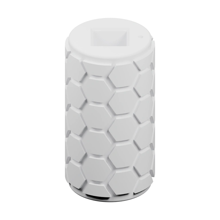 Цилиндрический элемент с рельефным узором и отверстием сверху