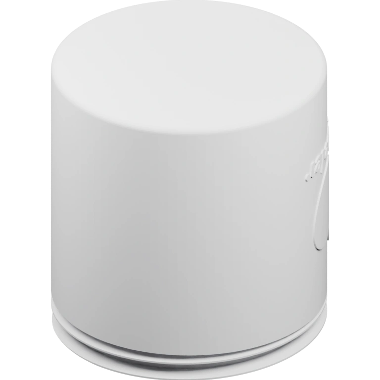 Цилиндрический корпус с выступами внутри и надписью на боковой поверхности