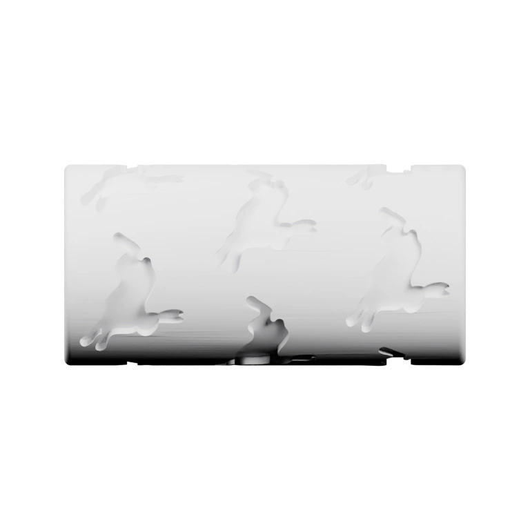 Цилиндрическая форма с вырезами в виде бегущих зайцев