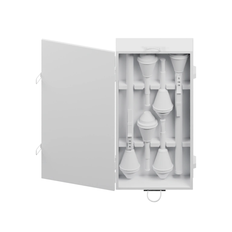 Открытый корпус с внутренними креплениями для хранения предметов