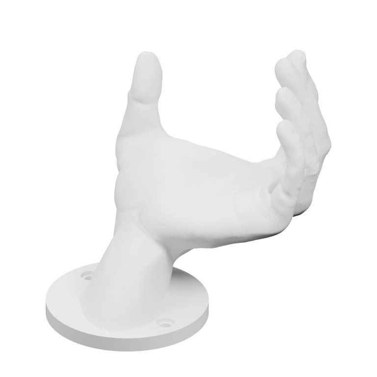 Фигурка руки с открытыми пальцами, установленная на круглой основе