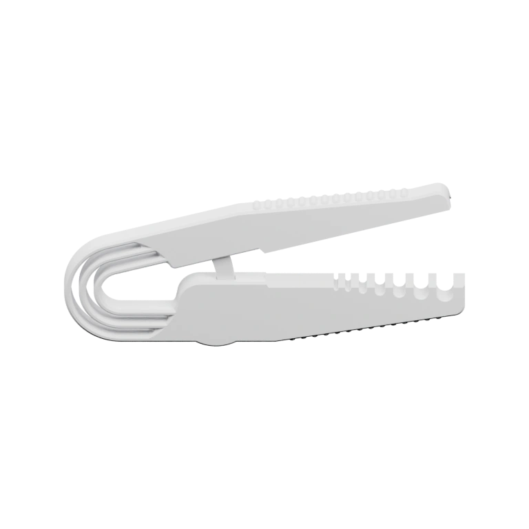 Устройство с заостренными кромками и рифленой поверхностью