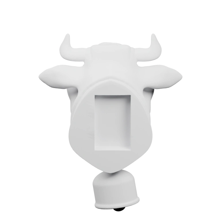 Голова с рогами, улыбкой и подставкой для крепления