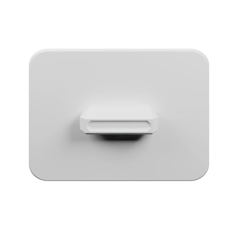 Плоская форма с вырезом и крепежными элементами