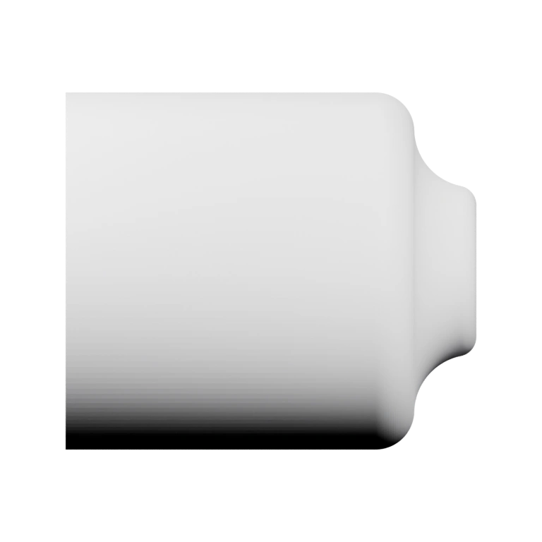 Имеет круглое отверстие в верхней части, округлые края