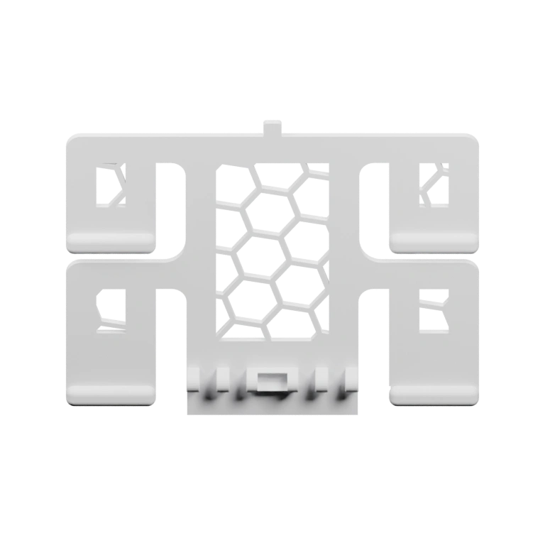 Симметричное устройство с отверстиями и защелками