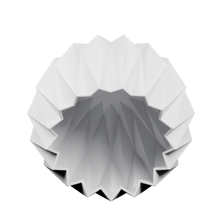 Геометрический предмет с многоугольными складками и отверстием в центре