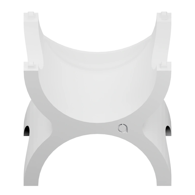 Имеет две горизонтальные секции с отверстиями для крепления