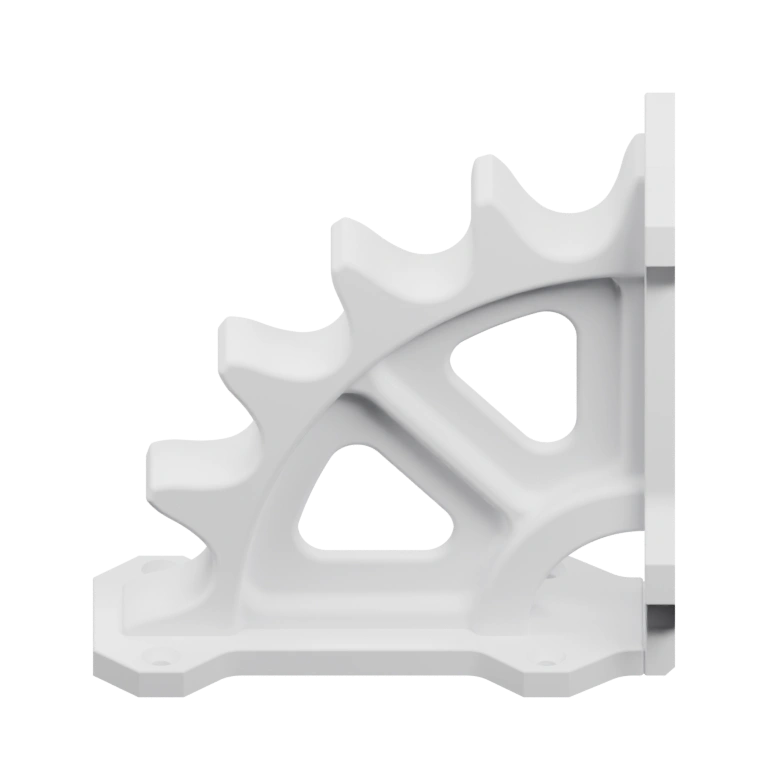 Имеет зубчатую форму и крепежные отверстия