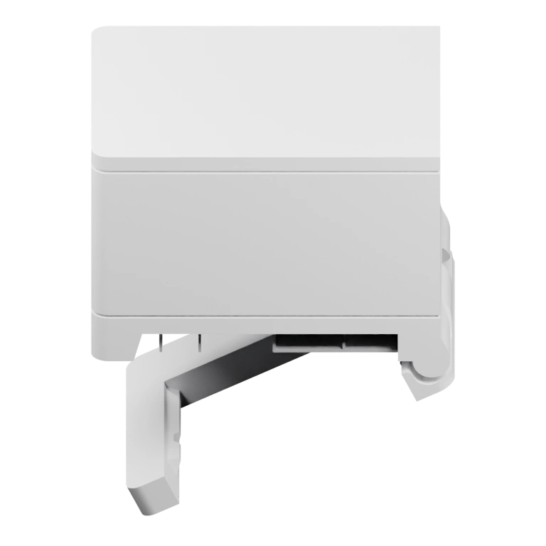 Имеет две части с подвижными элементами и креплениями