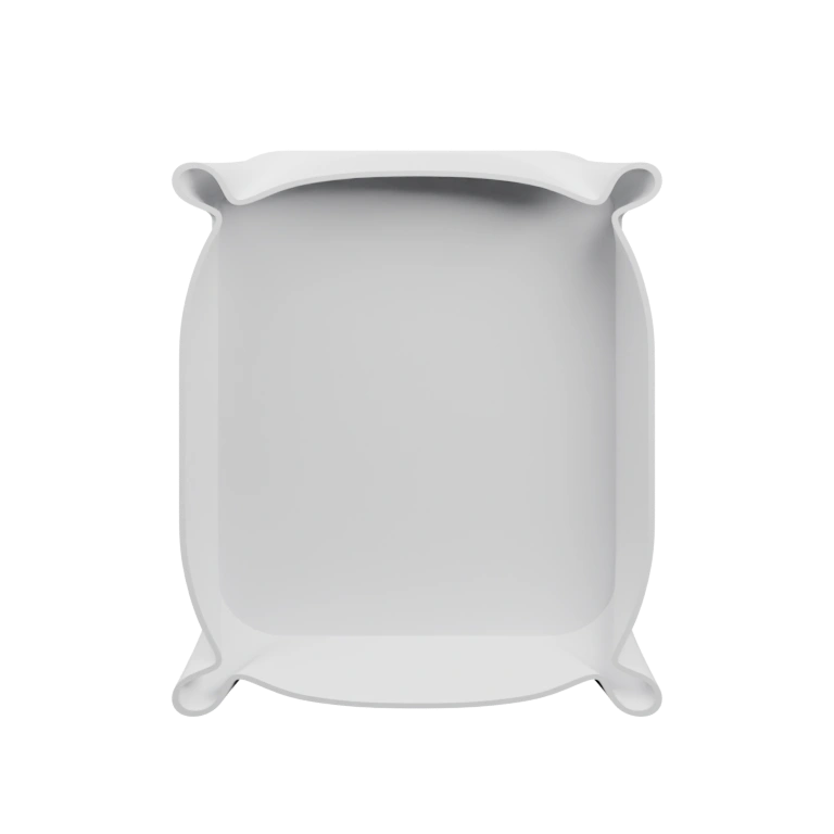 Прямоугольная форма с выступами по углам и отверстиями для ключей