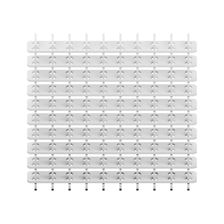 Структурированная поверхность с рядами выступов и отверстий