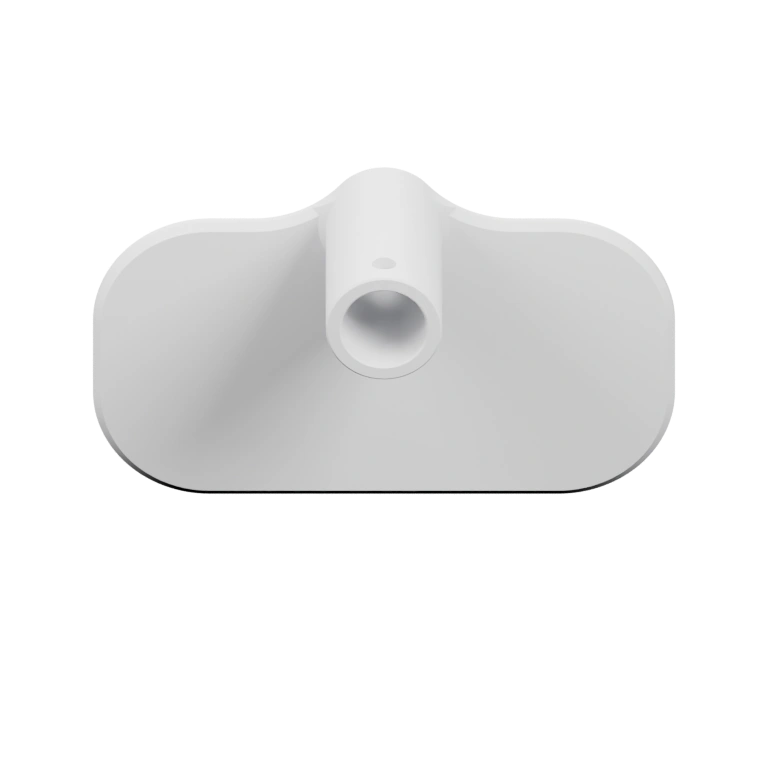 Имеет ряд отверстий и выступы для фиксации