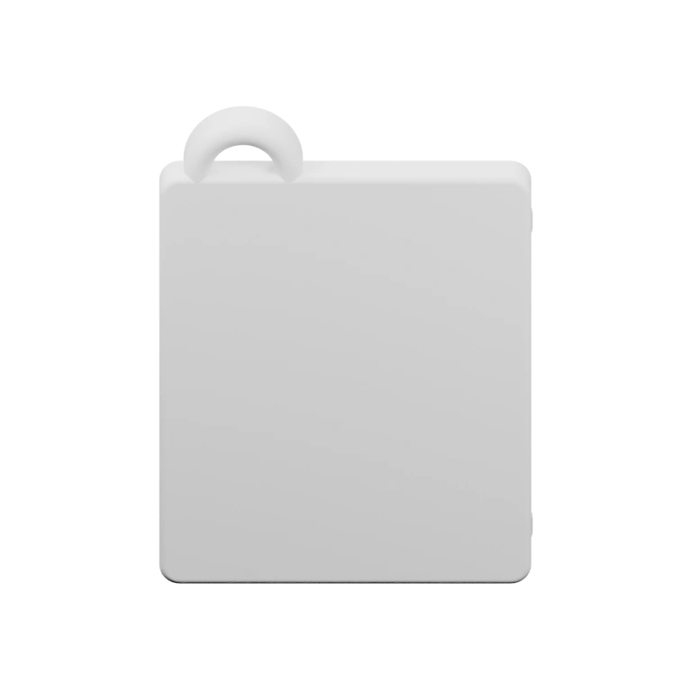 Имеет выемку и защёлки для фиксации