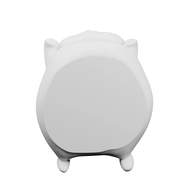 Форма с вырезами и текстом, напоминает о животных