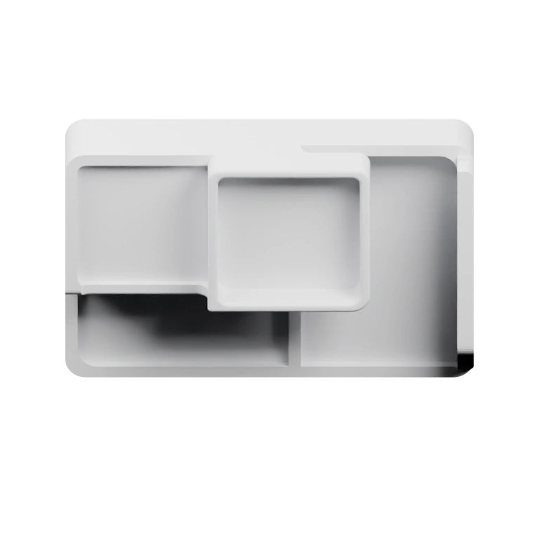 Круглая голова, капюшон, улыбка, руки, ноги, детали на спине