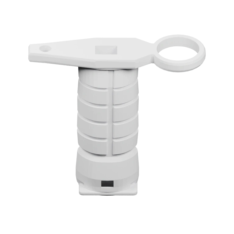 Вертикальный элемент с кольцами и отверстиями для крепления