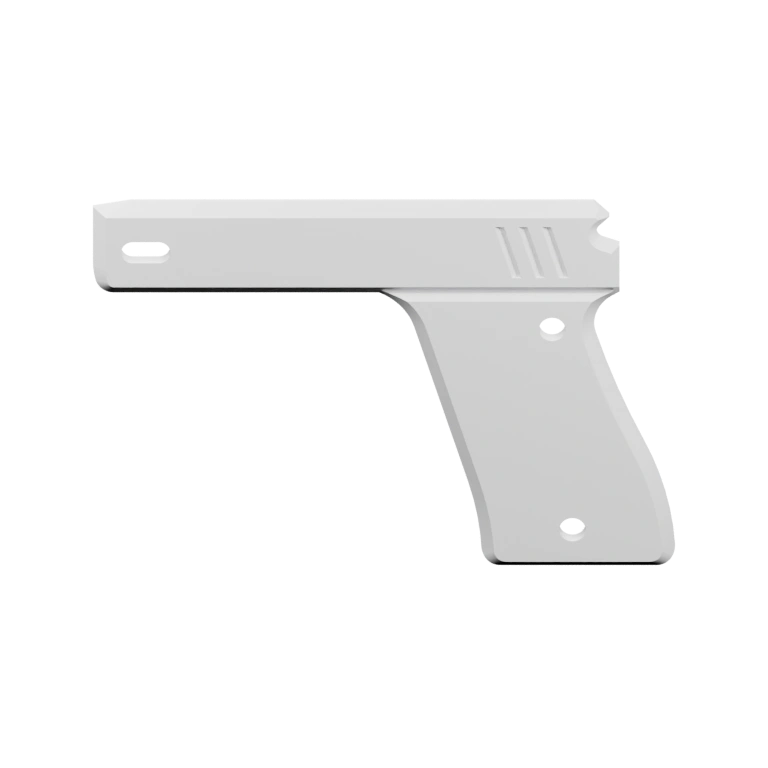 Фигурка в костюме с улыбкой и руками на бёдрах