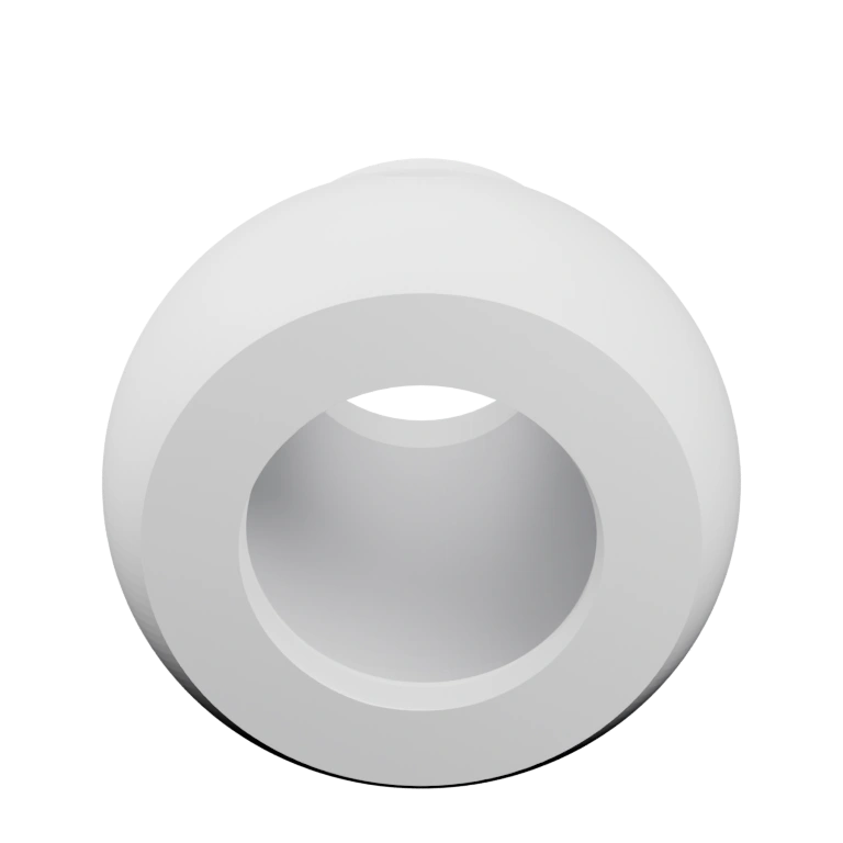 Нагрудник с выступающими мышцами, округлым отверстием на спине и застежками