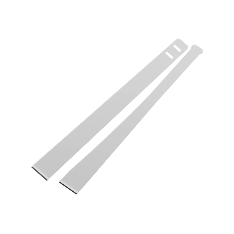 Тонкое покрывало накрывает голову и лицо, создавая мистическую атмосферу