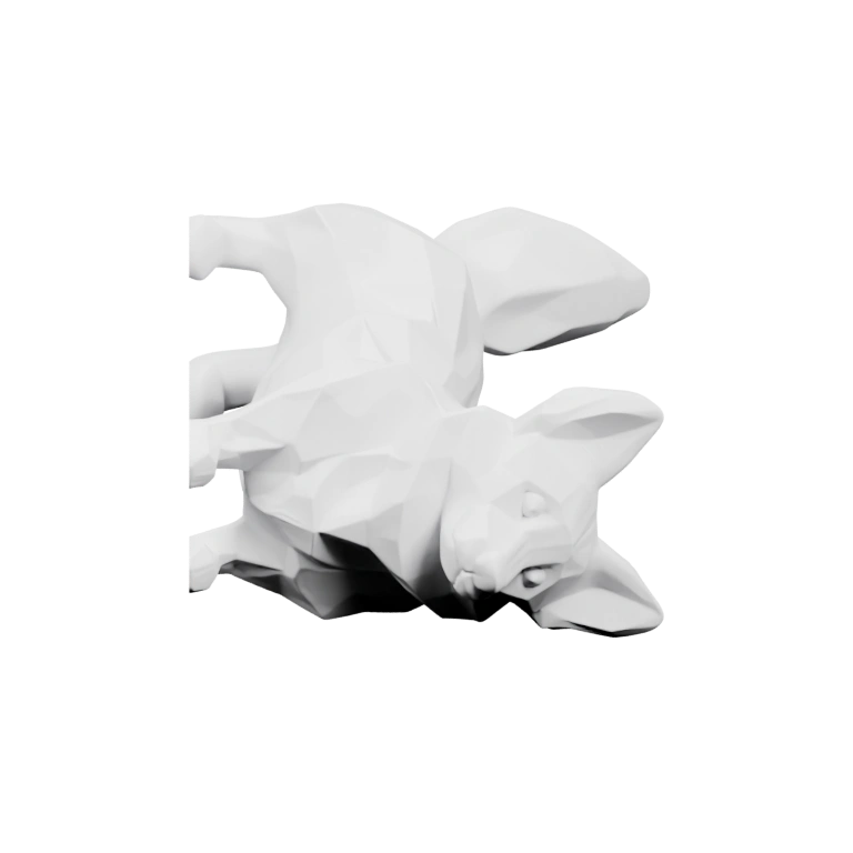 Фигурка с большими ушами, хвостом и лапами