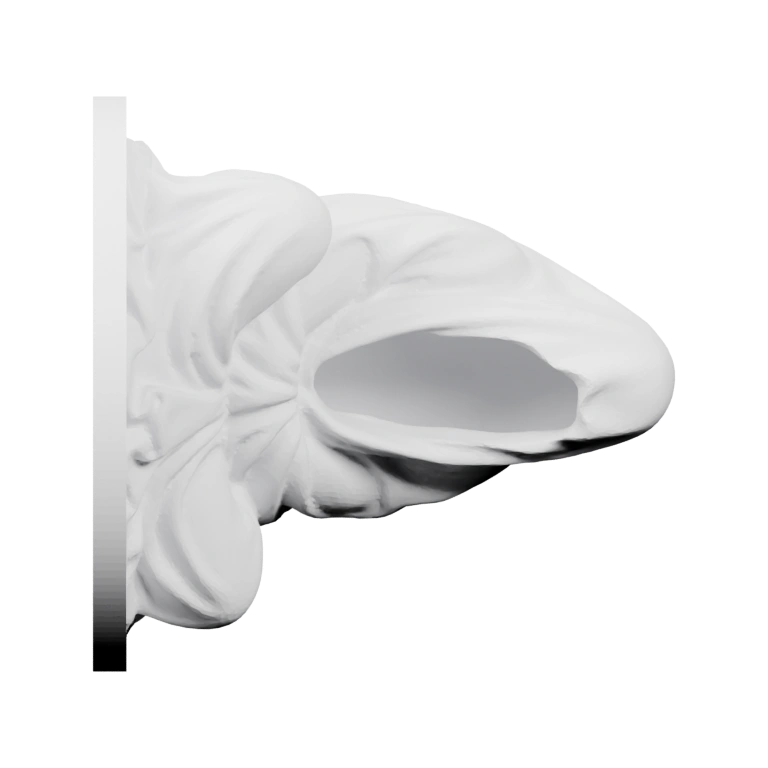 Узкий горлышко, широкое основание, с рельефным изображением головы оленя