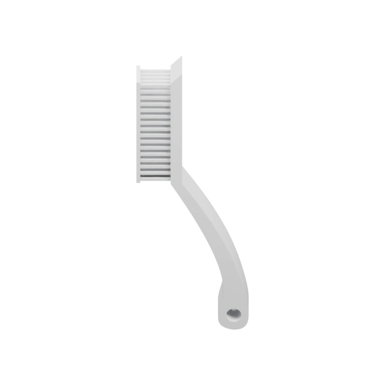 Имеет центральное отверстие и ряд отверстий по краю