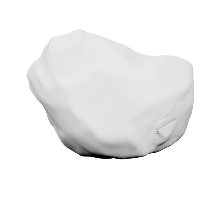 Неровная форма, с небольшими выступами и углублениями