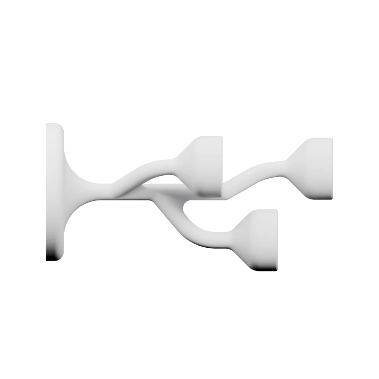 Фигурка с тремя выступами для свечей, стоящая на круглом основании