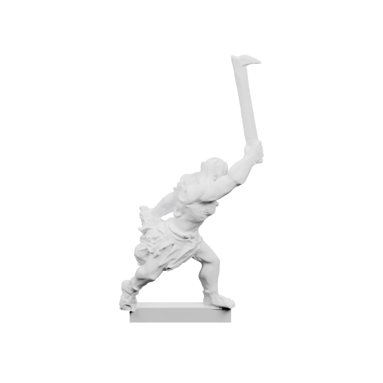 Воин в боевой позе с поднятой рукой и оружием