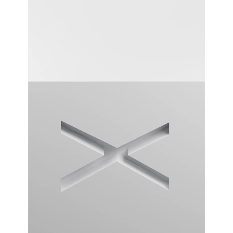 Структура с вырезами в виде букв и линий