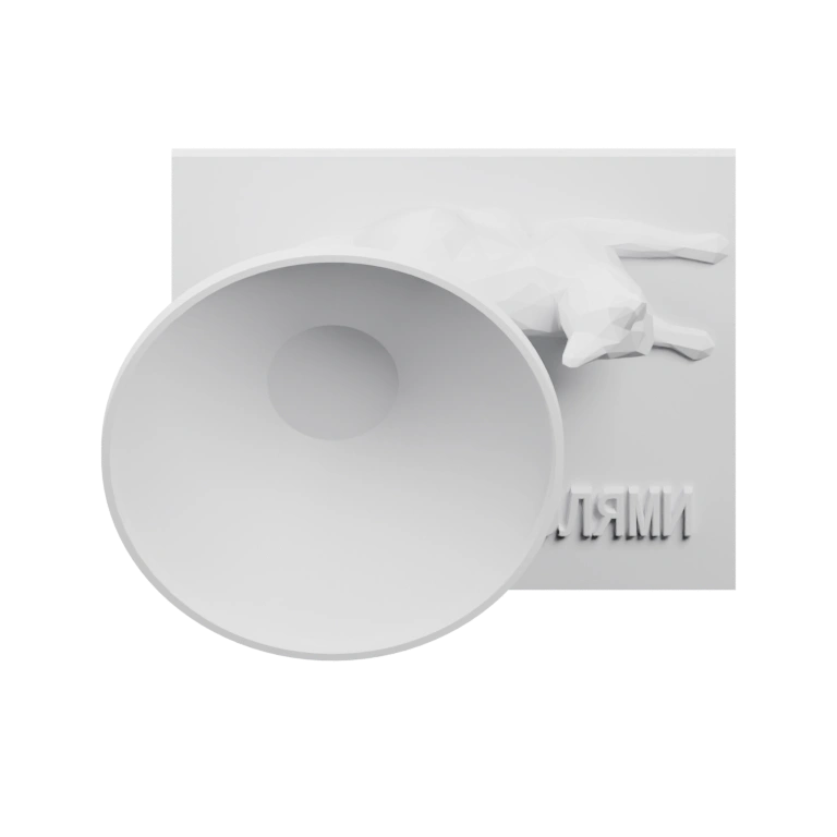 Круглая форма с выступом для крепления и фигуркой на заднем плане