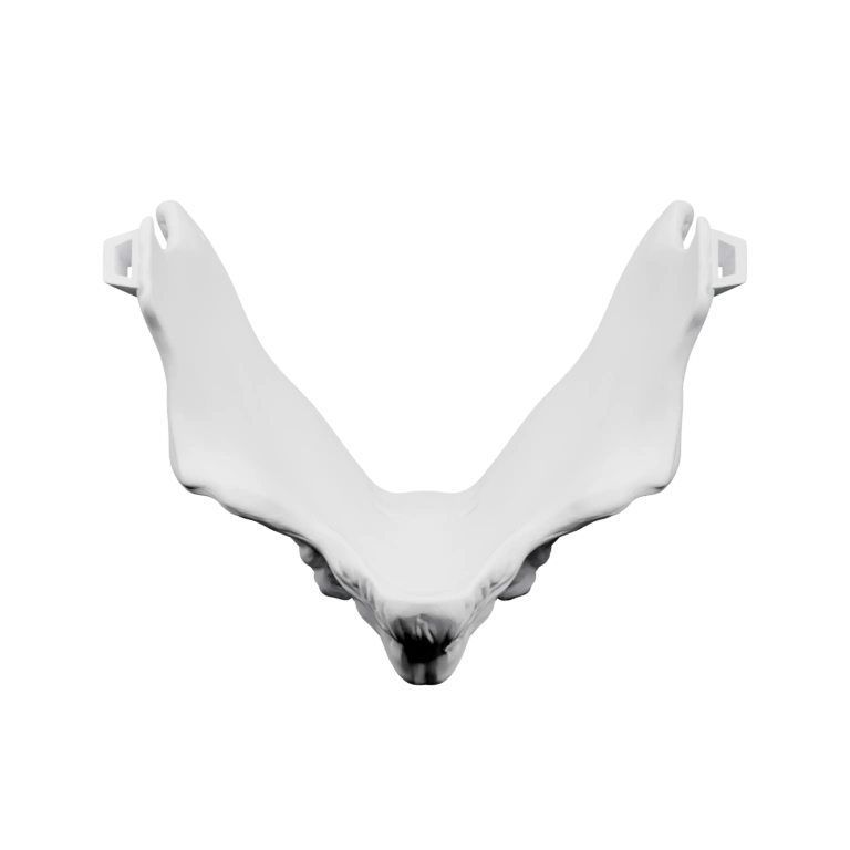 Форма с двумя выступами и отверстиями для лица